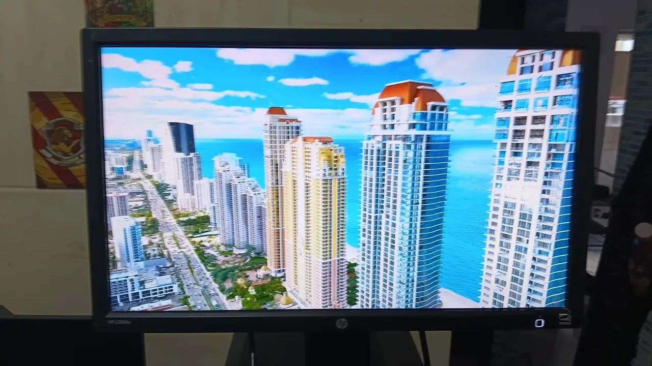 Monitor HP L200hx 