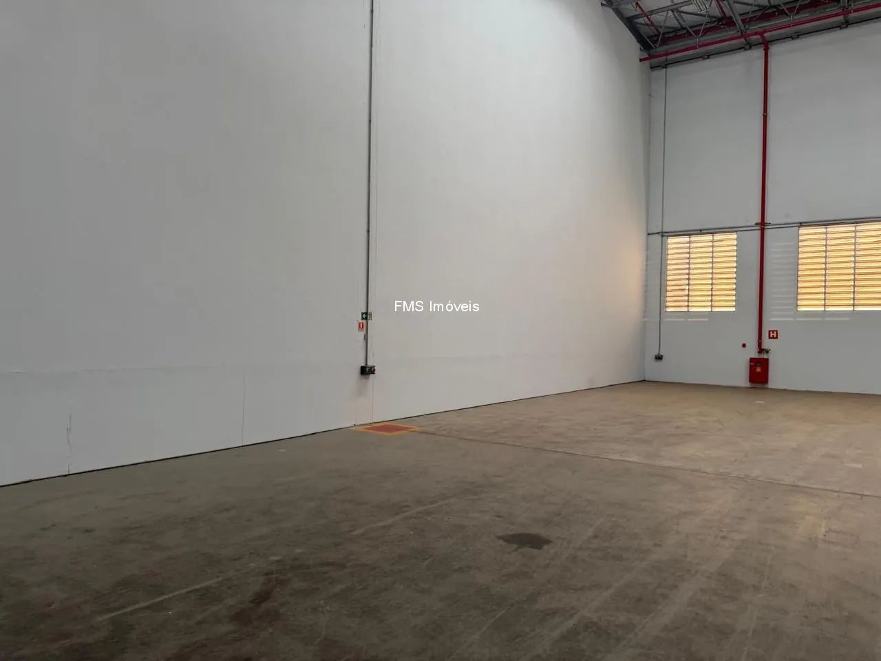 Galpão com 2200m2 em Jandira/SP - Foto 3