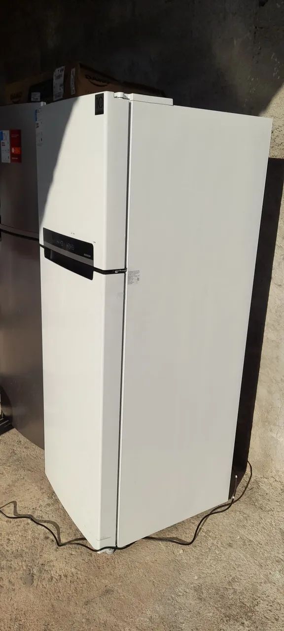Geladeira  midea nova sem iso 395 litros