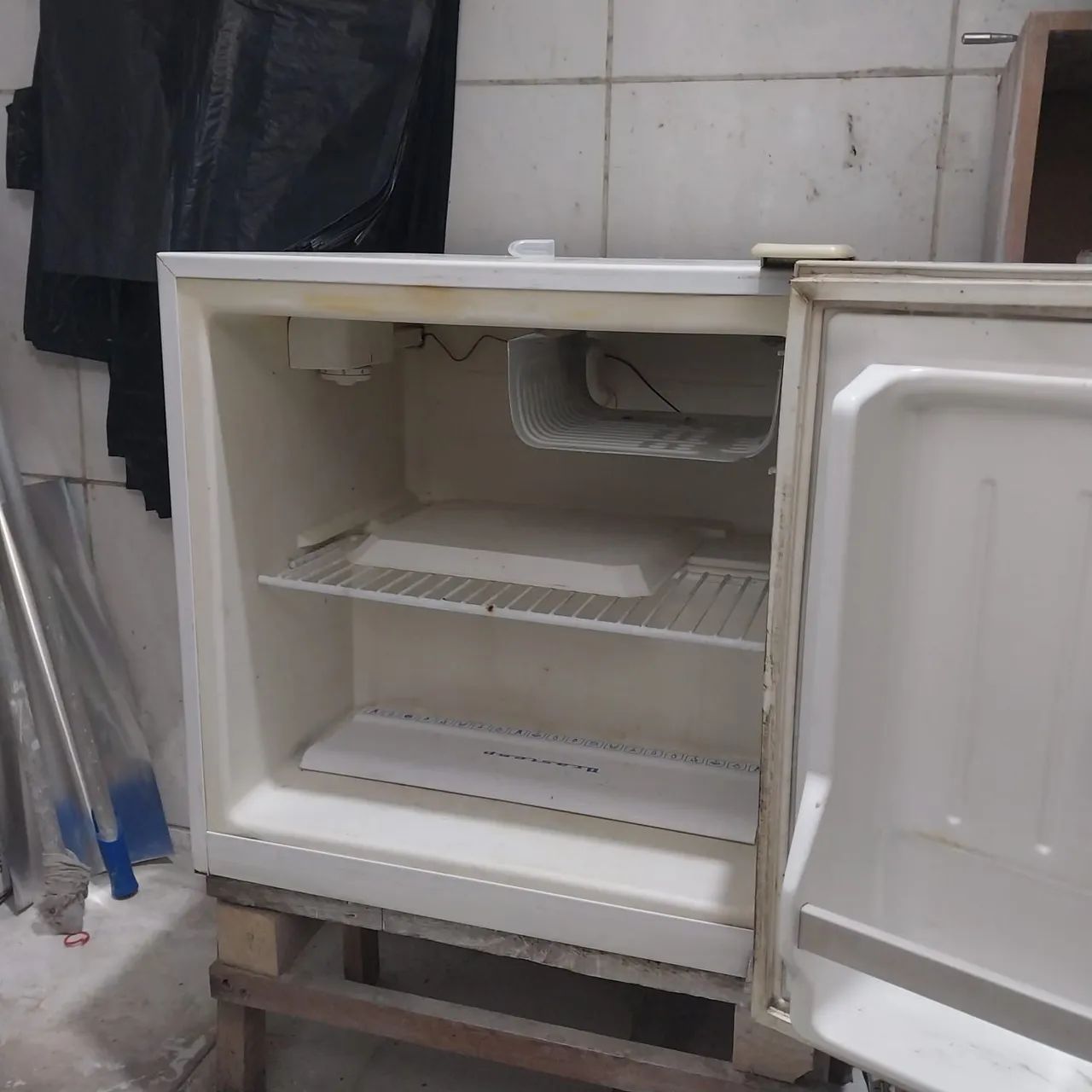 Frigobar Haier 47 litros  - Foto 2