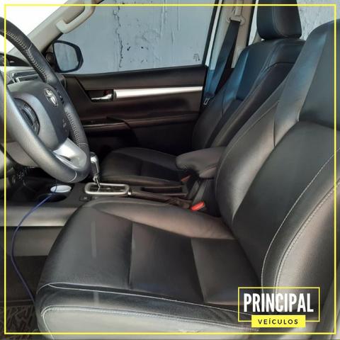 Toyota Hilux Cd SRX 4X4 Automatico Completo - Foto 6