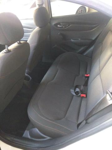 Onix lt 1.4 completo 2013 - Foto 8
