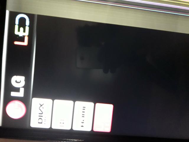 Tv lg de led 42 plg semi nova só R$ 250,00 - Foto 6