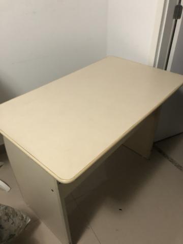 Mesa e cadeira de escritório - Foto 4