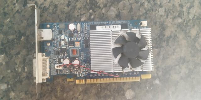 Placa de vídeo GT 9800 1Gb - Foto 2
