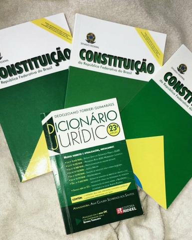 Vendo Constituição + brinde