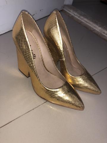 Salto dourado - Foto 2
