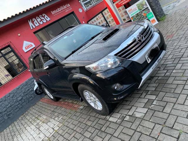 Toyota hilux sw4 srv 2014 diesel - Foto 3