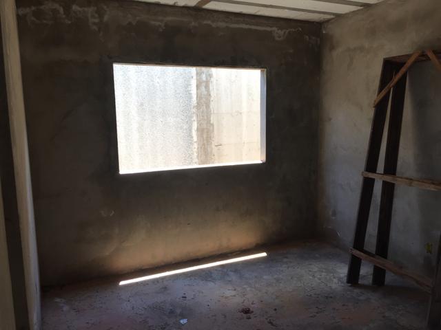 Casa inacabada de 3 qtos na entrada da Arniqueiras quadra 4 - Foto 7
