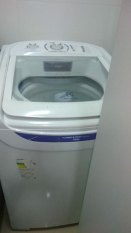 Maquina de lavar roupa - Foto 2