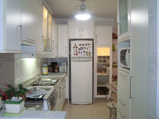 Quadra mar, Sacada com Churrasqueira, Andar alto, mobiliado, lazer, linda vista - Foto 5
