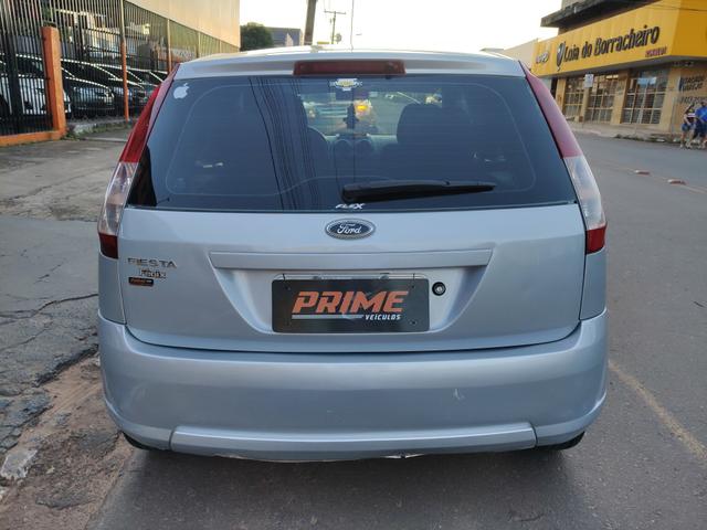 Ford fiesta 1.0 completo 2009 muito conservado - Foto 11