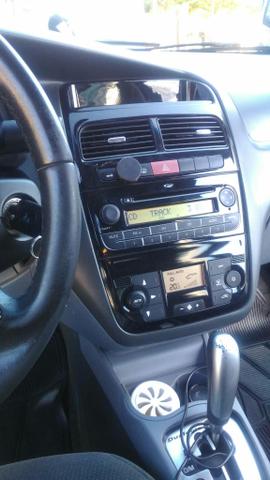 Fiat linea 1.8 dualogic 2011 - Foto 2
