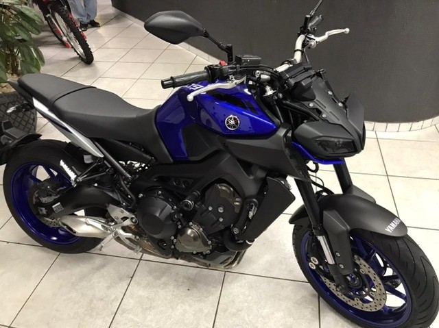 YAMAHA MT09 2020 AZUL