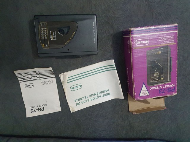 antiguidade walkman CCE PS 73 original caixa  manual