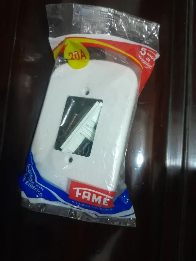 Tomada de embutir fêmea FAME nova - Foto 5