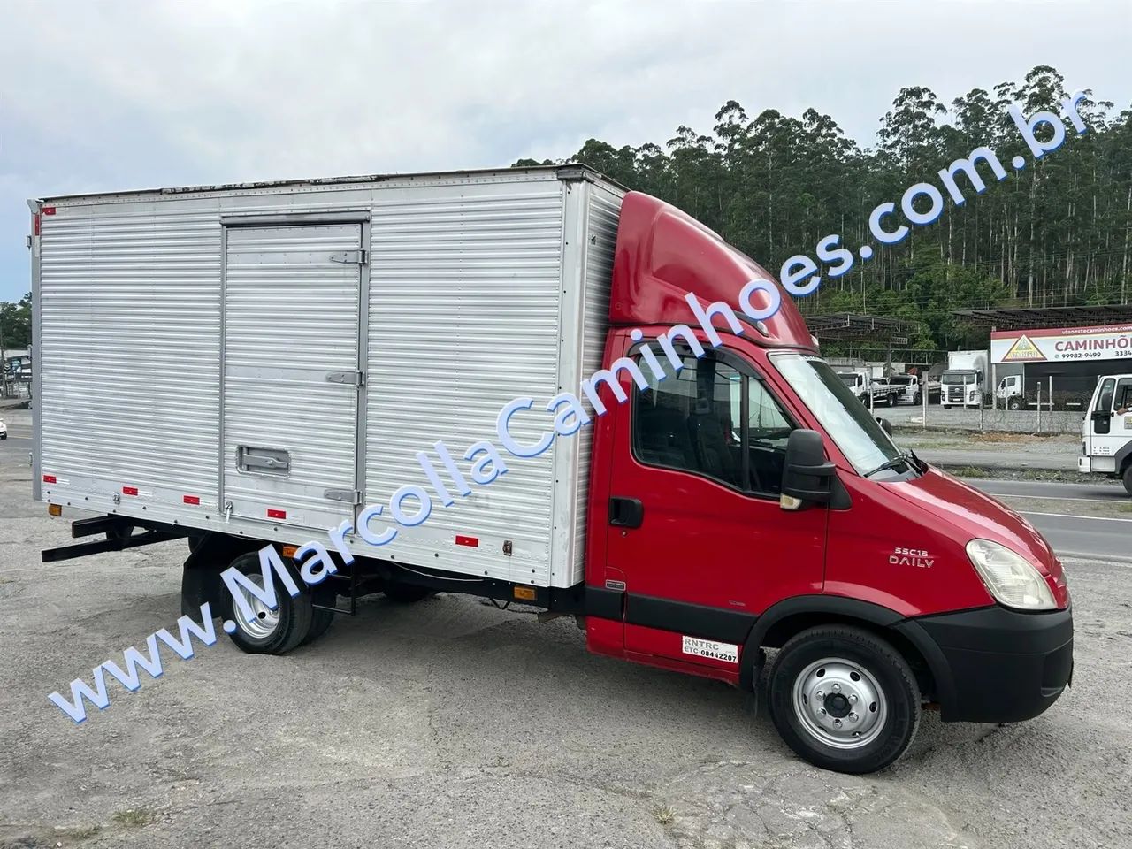 Iveco 55C16 Baú - Foto 3