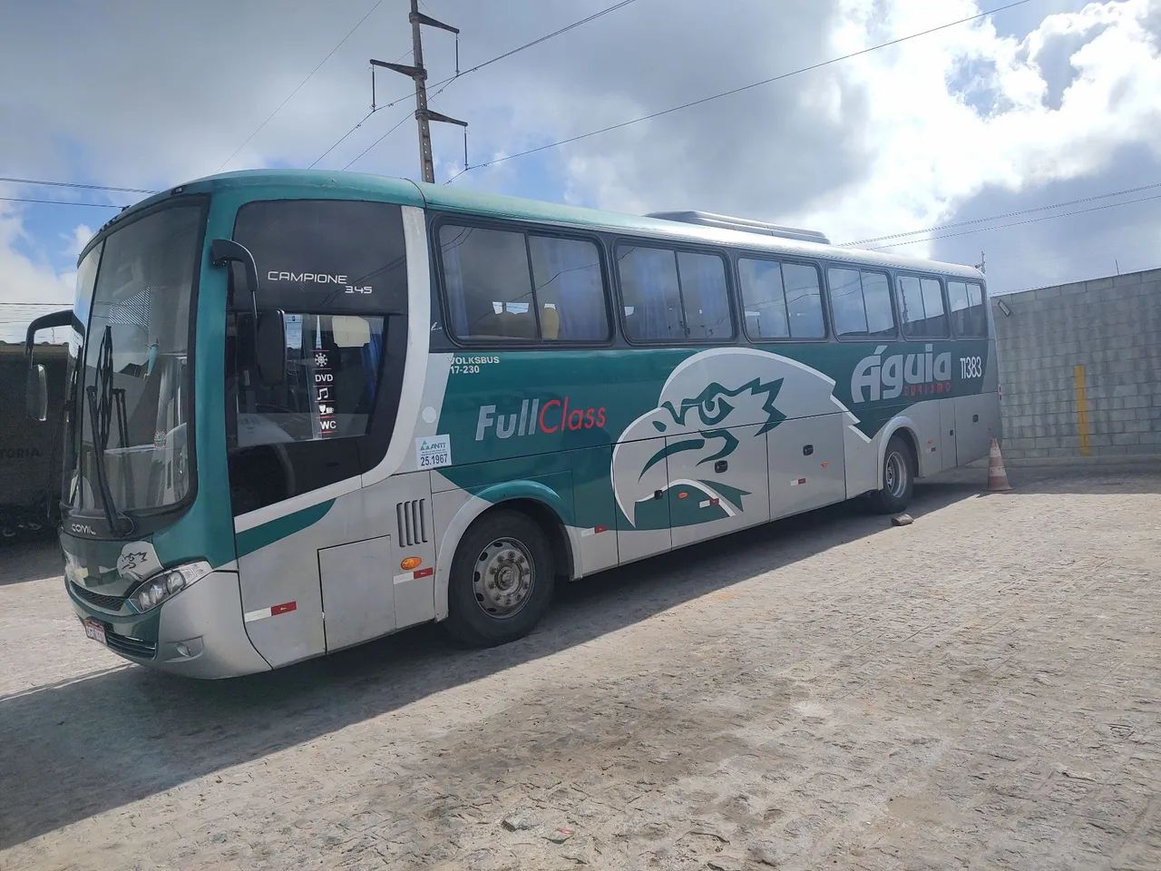 Ônibus Águia Turismo - Full Class
