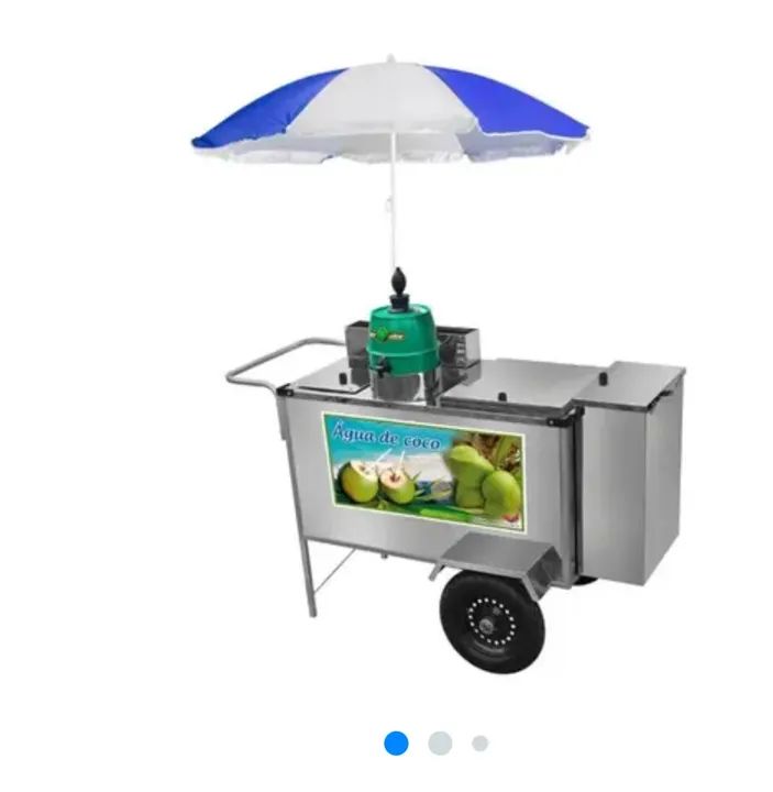 Carrinho de água de coco.