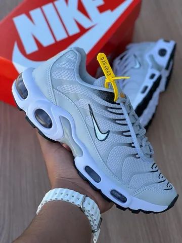 nike tn r