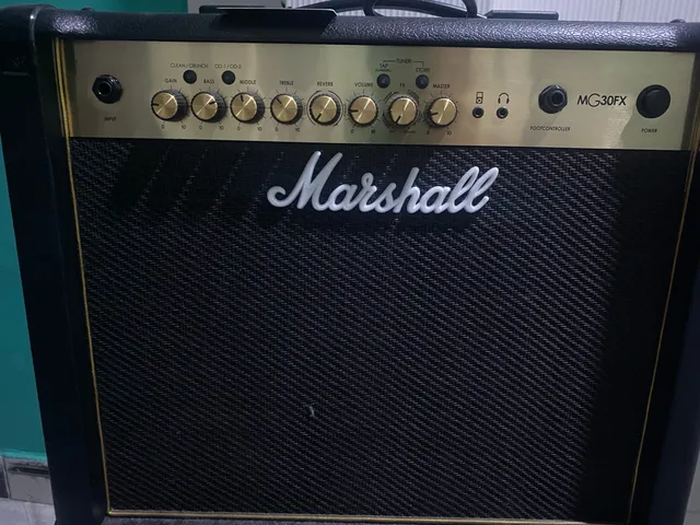 Amplificador Marshall MG30FX 30W