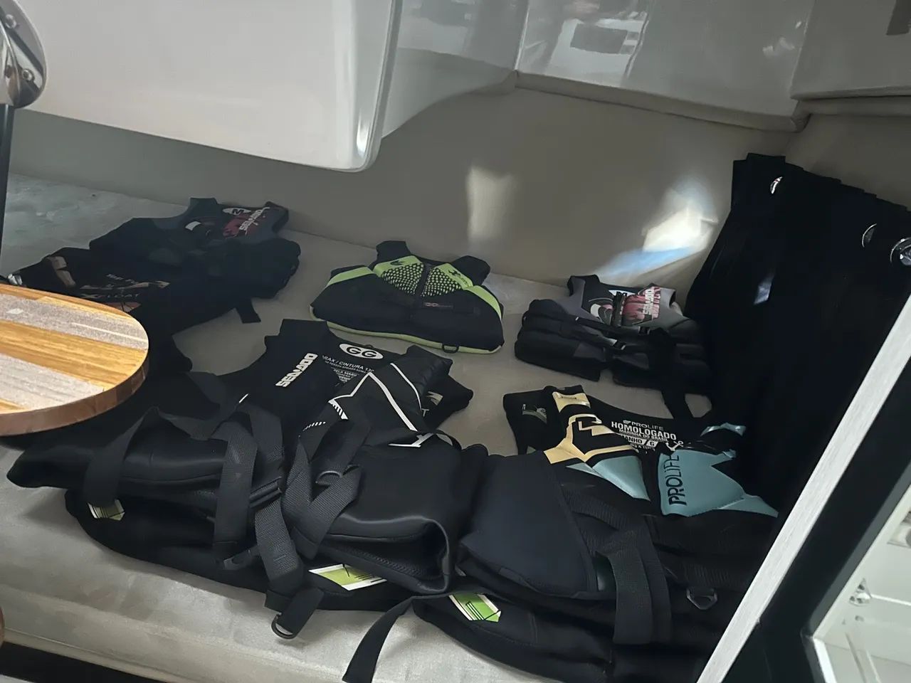 lancha focker (blach edition)330  - Foto 11