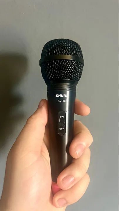 Microfone Dinâmico Shure SV200