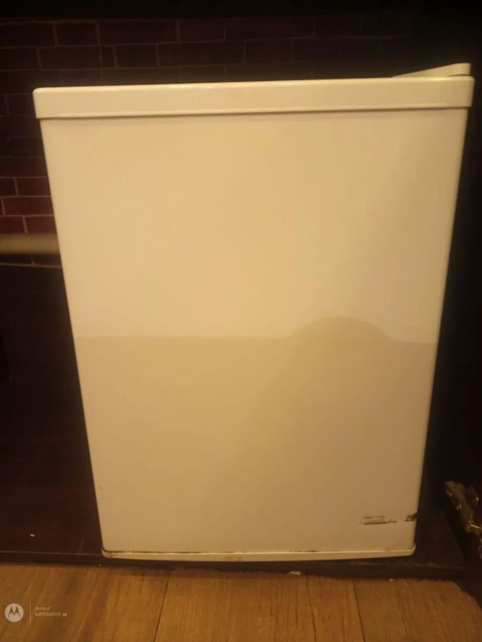 Frigobar Philco PFG85B 220V 67L