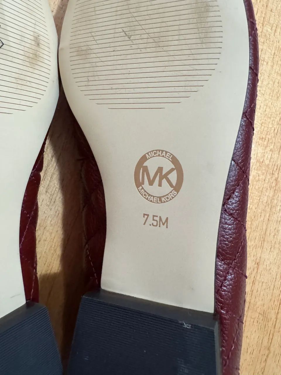 Sapatilha em couro - Michael Kors - Foto 4