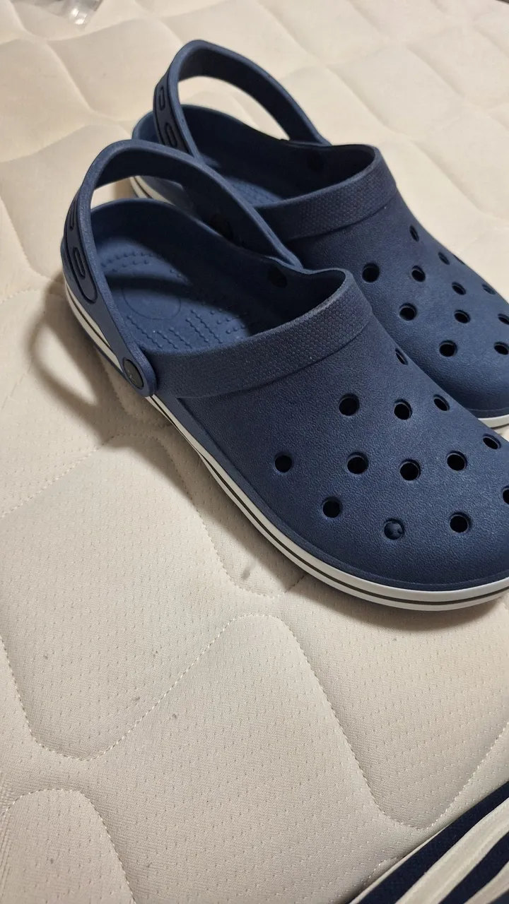 Crocs Azul - Conforto e Estilo