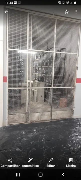 **Portão de correr/2.95 altura/2.04 de largura**