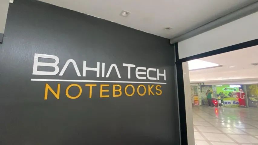 Letreiro Personalizado em Acrílico com Base em PVC