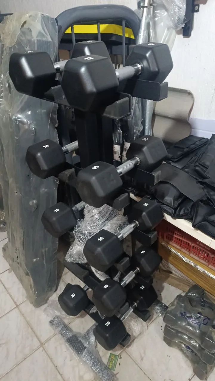 Dumbells sextavados pegada cromada novos 