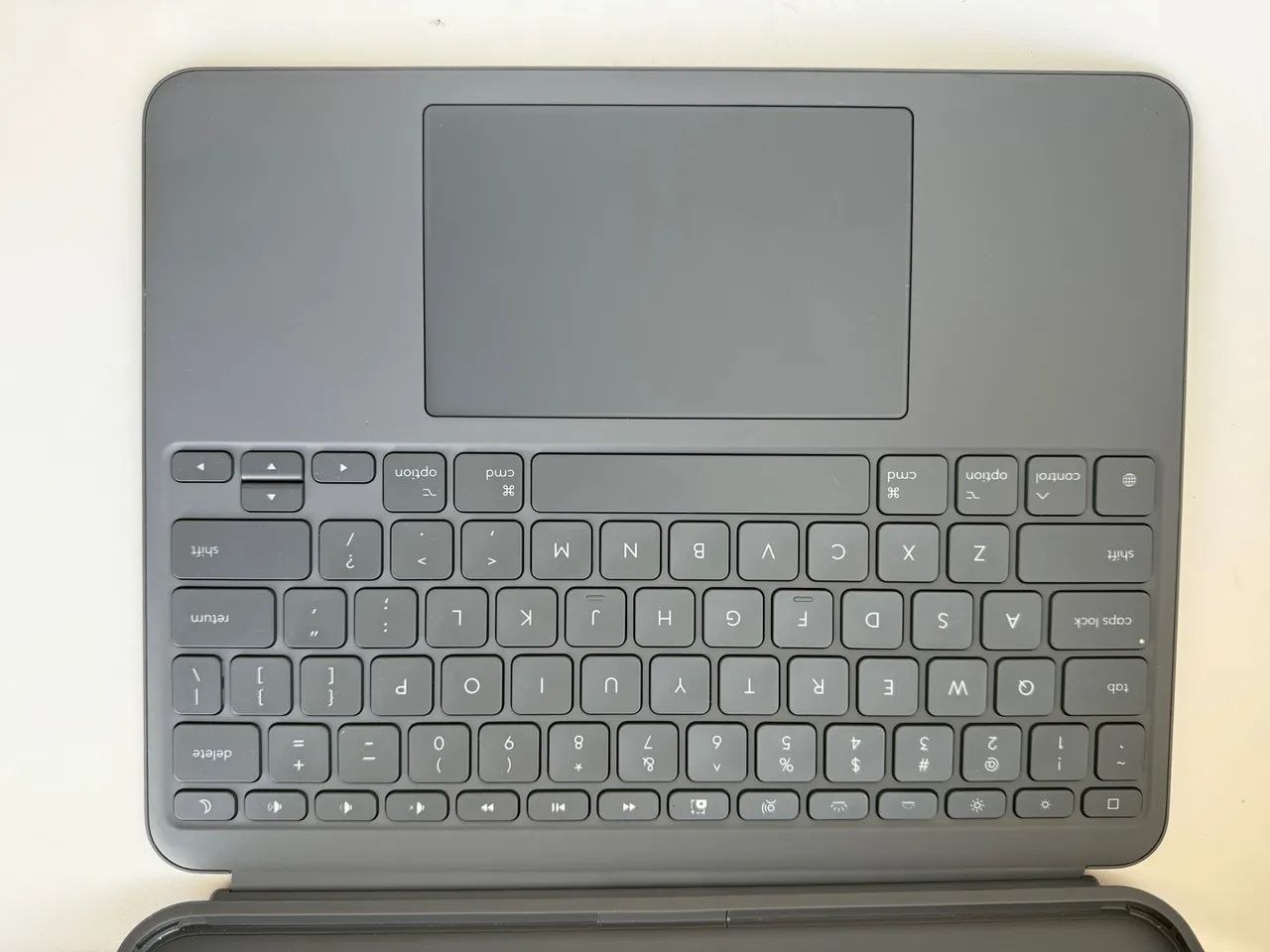Teclado Logitech Slim para iPad Air 13 polegadas M2 2024 - Foto 4