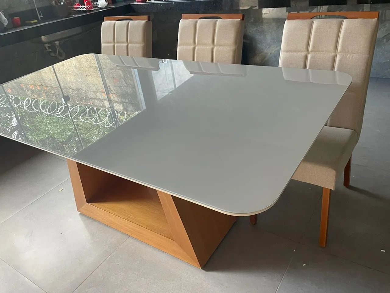 Mesa de Jantar Moderna com 6 Cadeiras madeira  - Foto 2