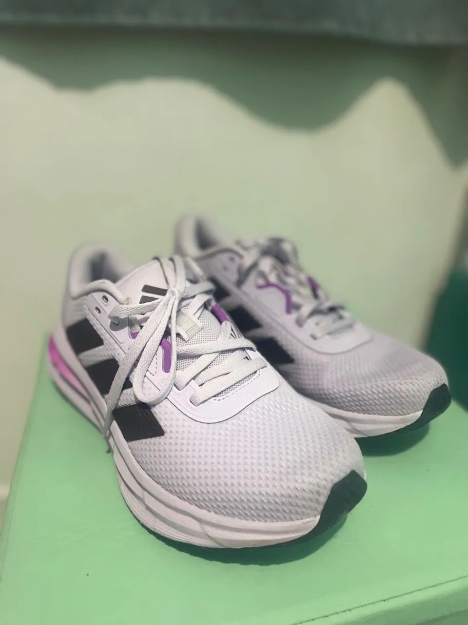 Tênis Adidas