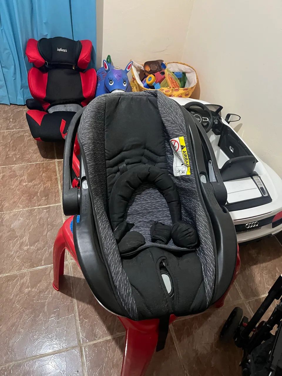 Carrinho de bebê + bebê conforto - Foto 5