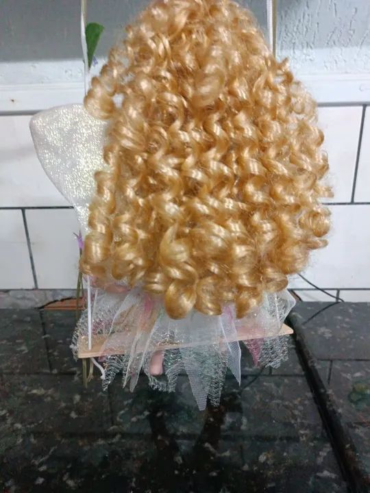 Boneca de Porcelana Vintage. Fada no balanço. Coleção Cathay Tam, 42 cm - Foto 5