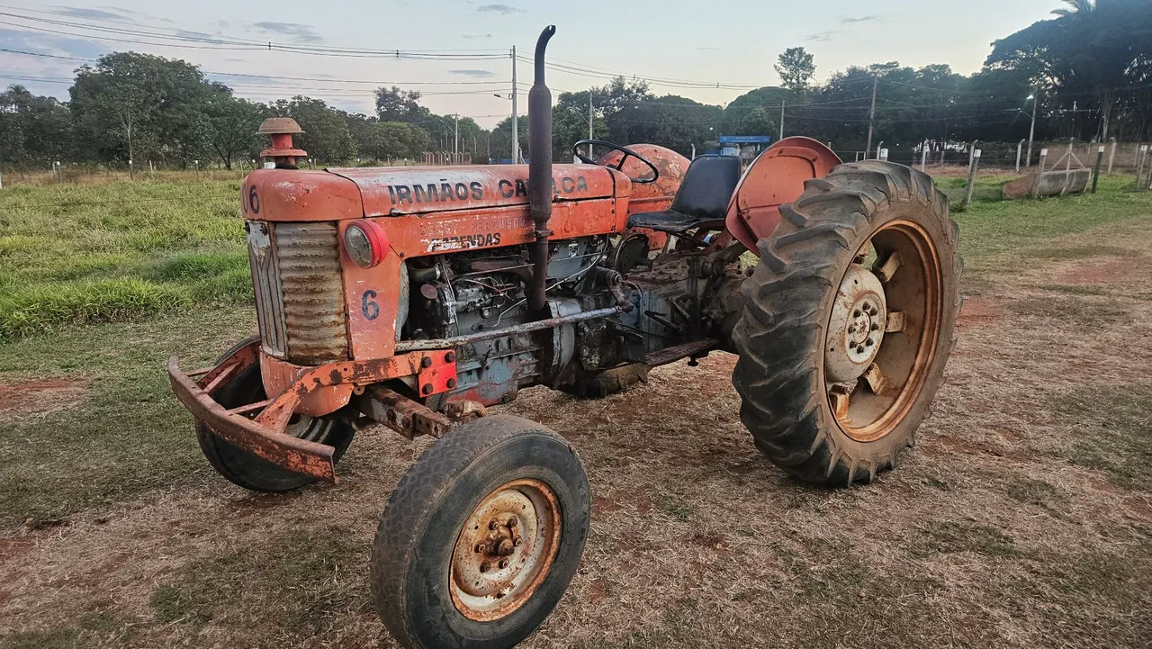 Trator Massey Ferguson 65x
