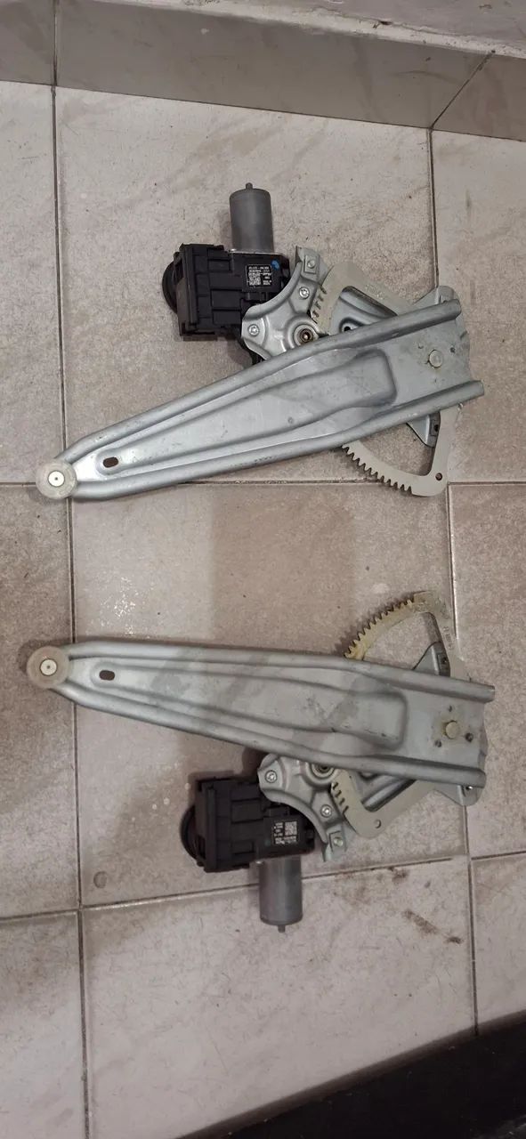 Elevador elétrico Toyota  - Foto 2