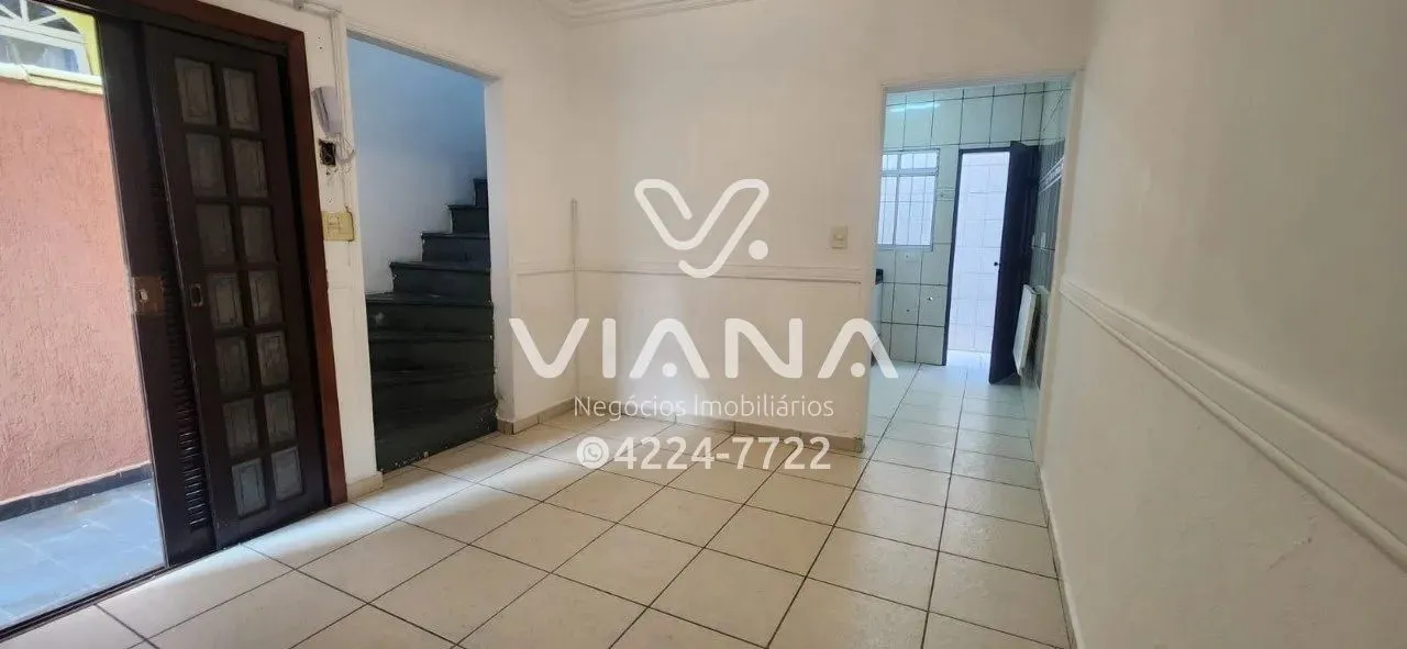 Sobrado à venda em Vila Privativa no Bairro Santa Maria em São Caetano do Sul