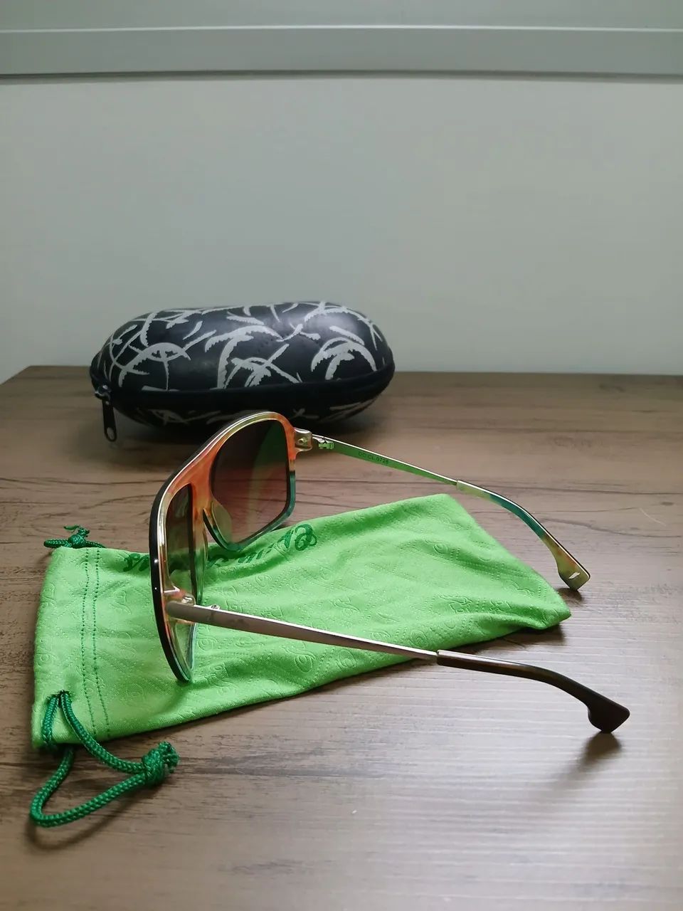 Óculos de Sol Modernos com Case e Flanela - Foto 3