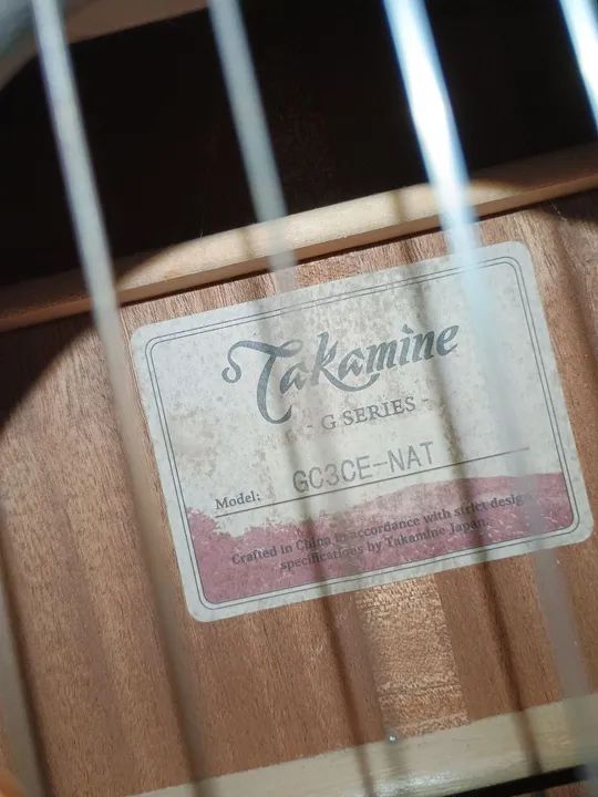 VIOLÃO TAKAMINE GC3CE (Natural) (Com Capa) EXCELENTES CONDIÇÕES  - Foto 5