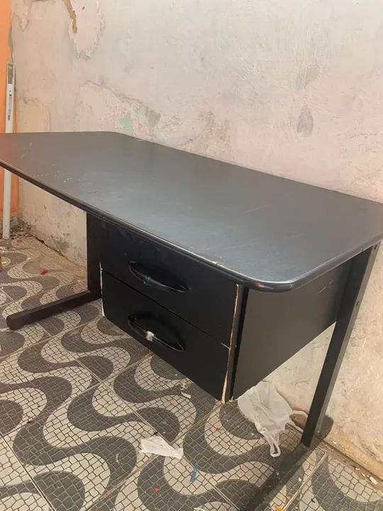 Mesa birô com gavetas 