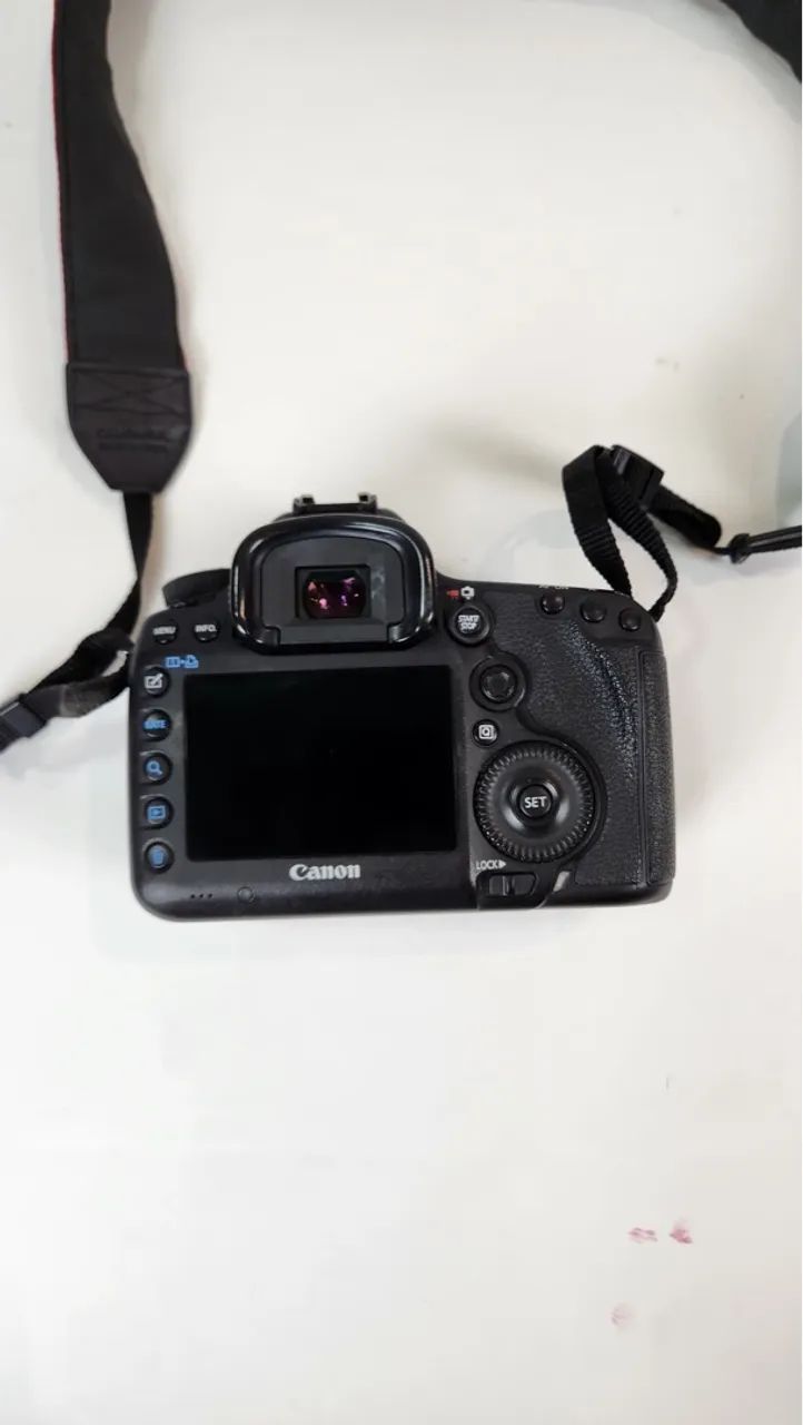 Máquina Fotografica Full Frame Canon EOS 5D Mark III (sem objetiva) - Foto 3