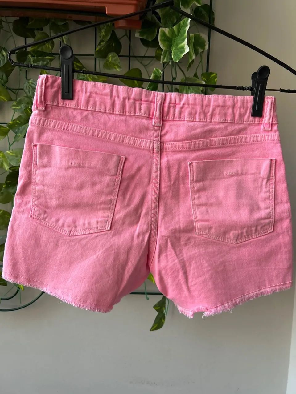 Short branco Zara tam 10 e short rosa Renner tam 10 R$ 30,00 cada - Foto 4