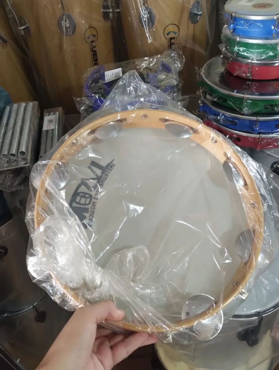Pandeiro 12" polegadas profissional madeira Ivsom na promoção  - Foto 5