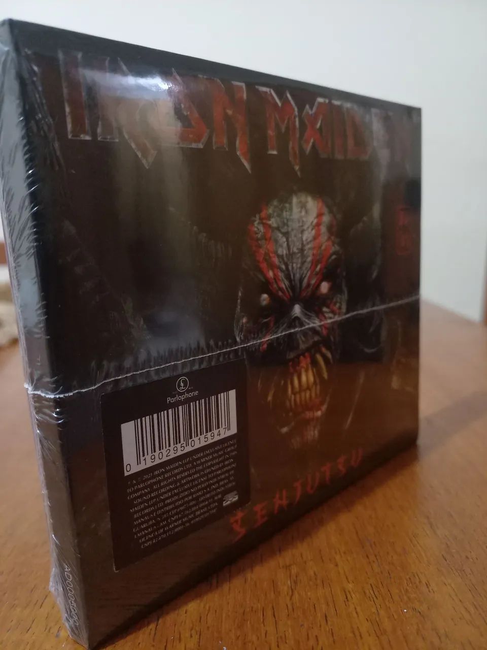 CD Iron Maiden - Lacrado - Novo - Duplo - Foto 4