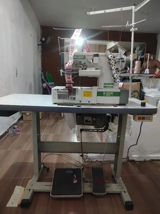 Máquina de Costura Industrial Siruba BT - Foto 4