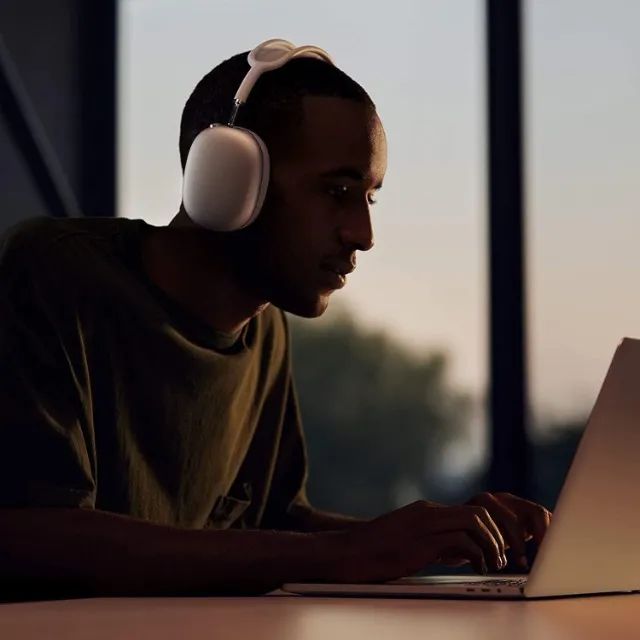 AIRPODS Max Lightning Cinza - Foto 3
